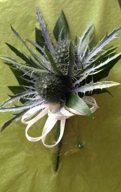 Buttonhole for gentlemen Thistle blue / purple Wedding 9.50 GBP plus delivery