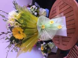 Box of flowers  Yellow and white Any 40.00 GBP plus delivery