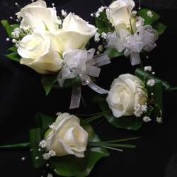 Multiple rose Buttonholes Any Wedding 15.00 GBP plus delivery