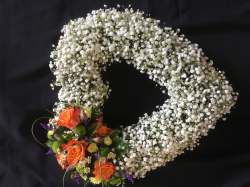 Contemporary heart White  Funeral 65.00 GBP plus delivery