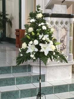 Pedestal flowers Various Wedding 90.00 GBP plus delivery